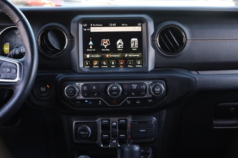 Jeep Wrangler 4xe Vehicle Image 24