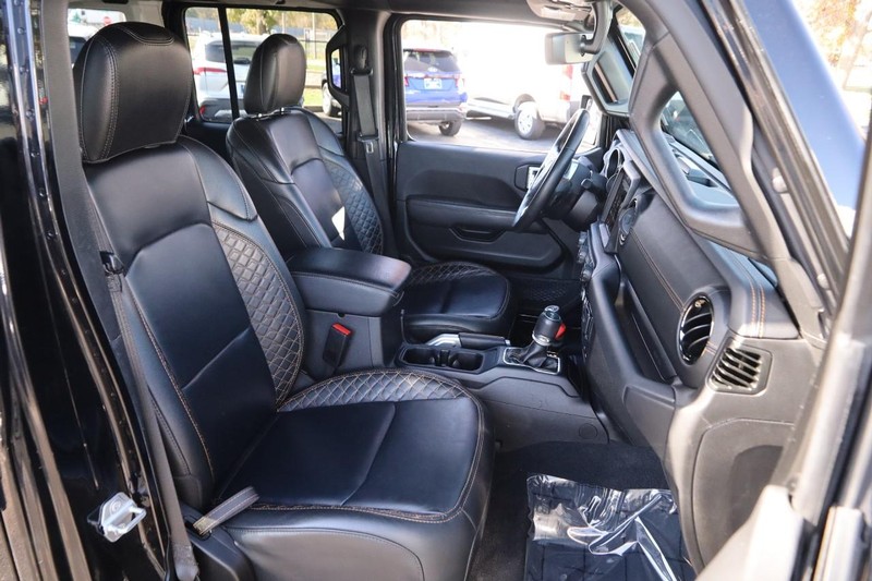 Jeep Wrangler 4xe Vehicle Image 26