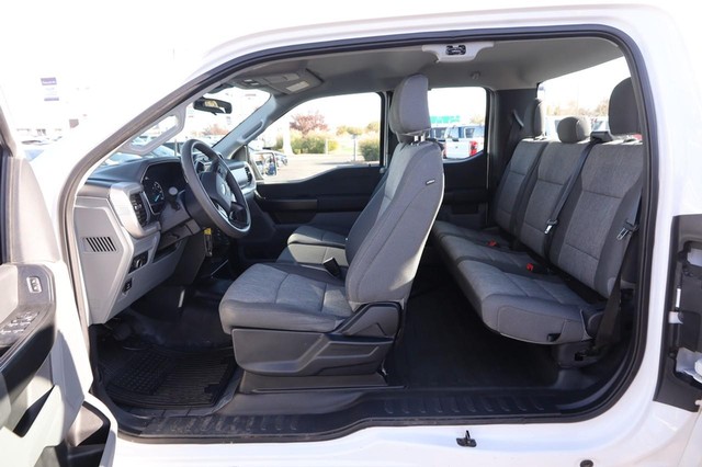 Ford F-150 Vehicle Full-screen Gallery Image 10