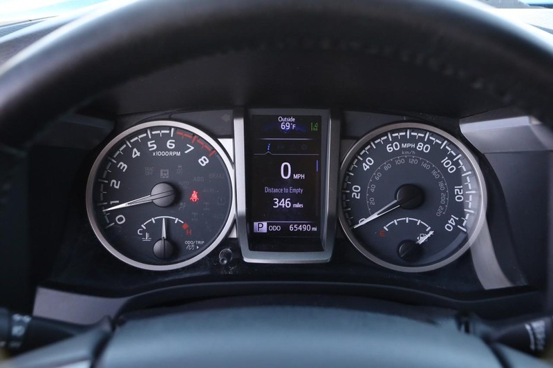 Toyota Tacoma 4WD Vehicle Image 13