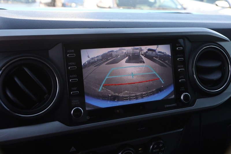 Toyota Tacoma 4WD Vehicle Image 15