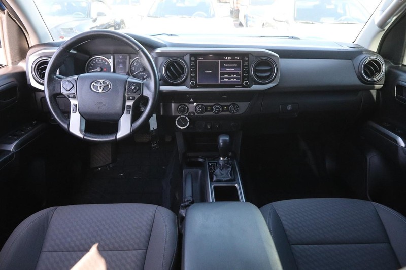 Toyota Tacoma 4WD Vehicle Image 19