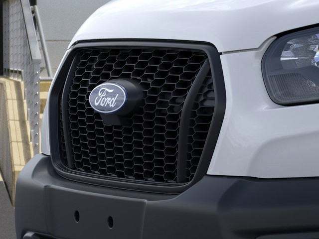 Ford Transit Cargo Van Vehicle Full-screen Gallery Image 17