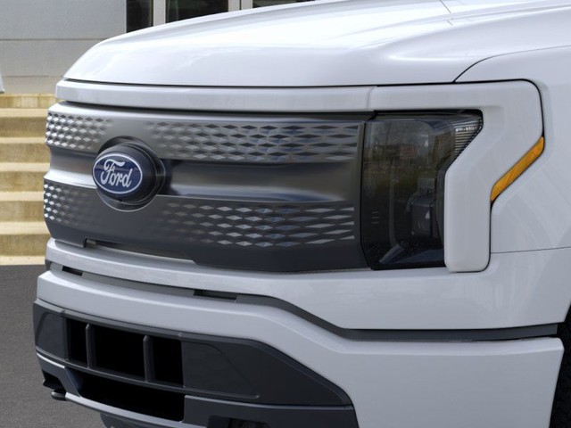 Ford F-150 Lightning Vehicle Image 17