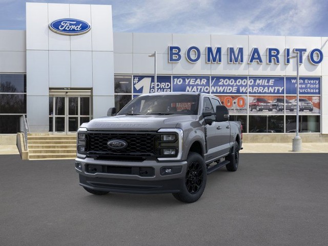 Ford Super Duty F-250 SRW Vehicle Image 02