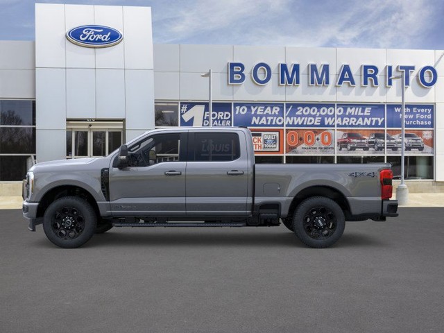 Ford Super Duty F-250 SRW Vehicle Image 03