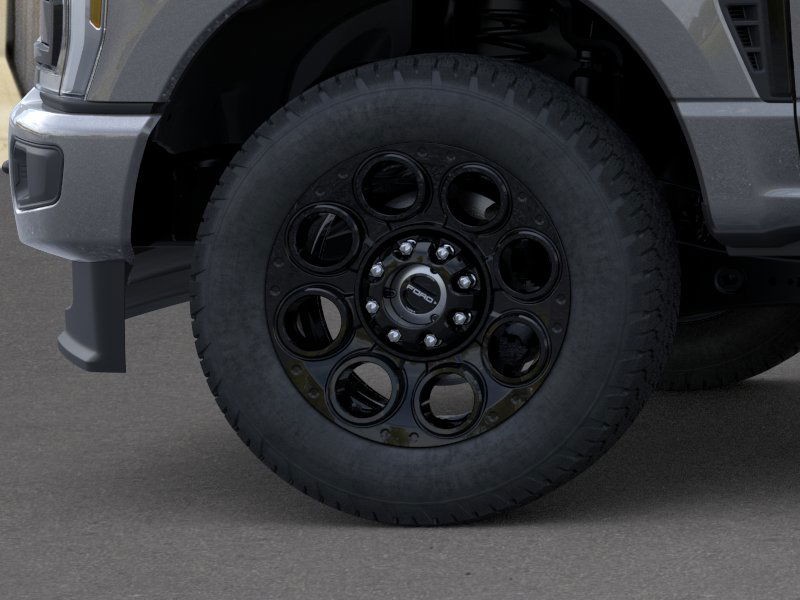Ford Super Duty F-250 SRW Vehicle Full-screen Gallery Image 19