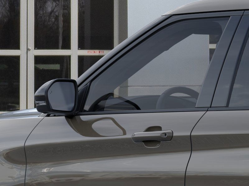 Ford Explorer Vehicle Image 20