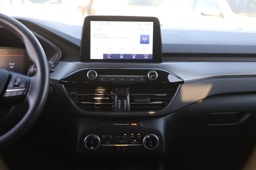 Ford Escape Vehicle Image 23