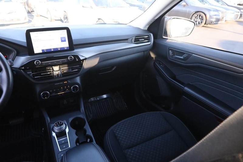 Ford Escape Vehicle Image 24