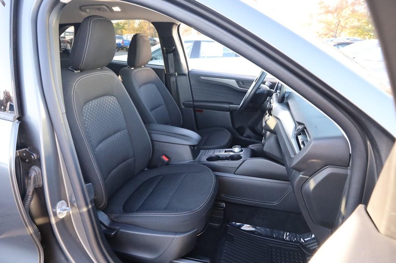 Ford Escape Vehicle Image 25