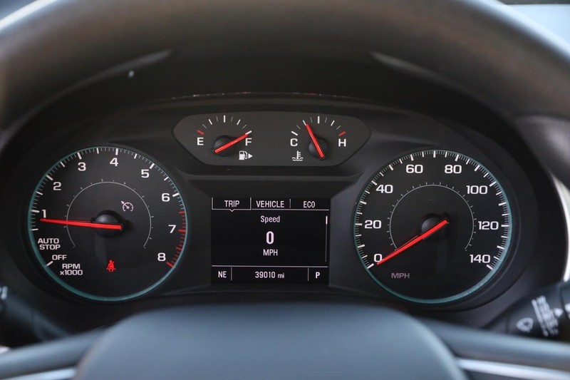 Chevrolet Malibu Vehicle Full-screen Gallery Image 13