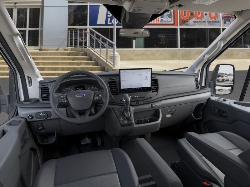 Ford Transit Passenger Wagon Vehicle Image 09