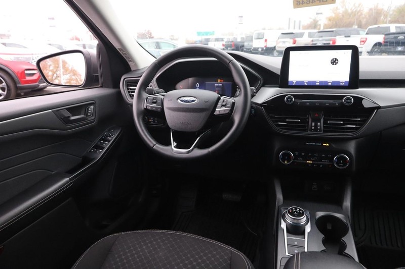 Ford Escape Vehicle Image 22