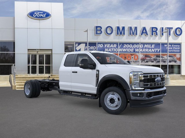 Ford F-450SD Vehicle Image 07