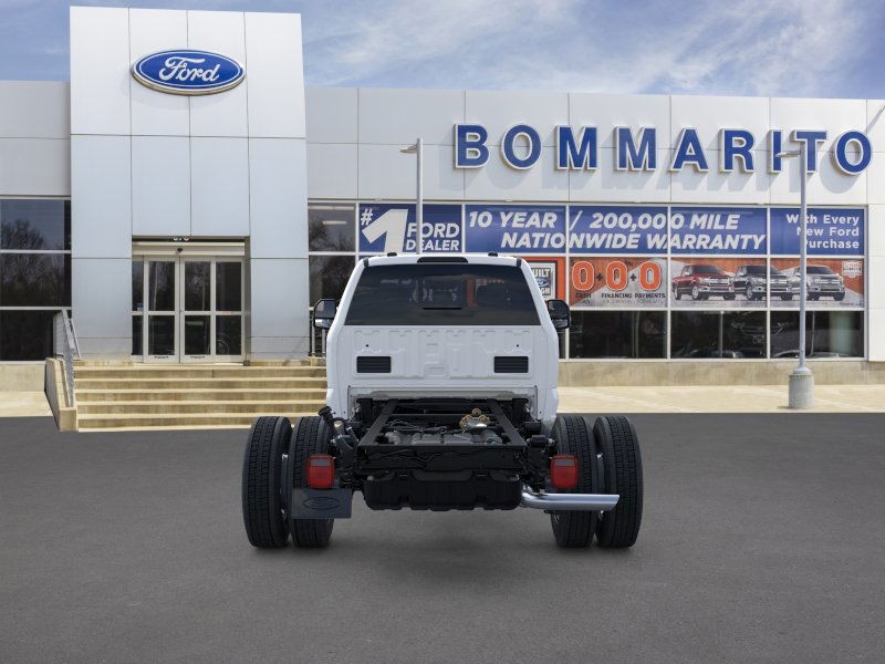 Ford F-450SD Vehicle Image 05