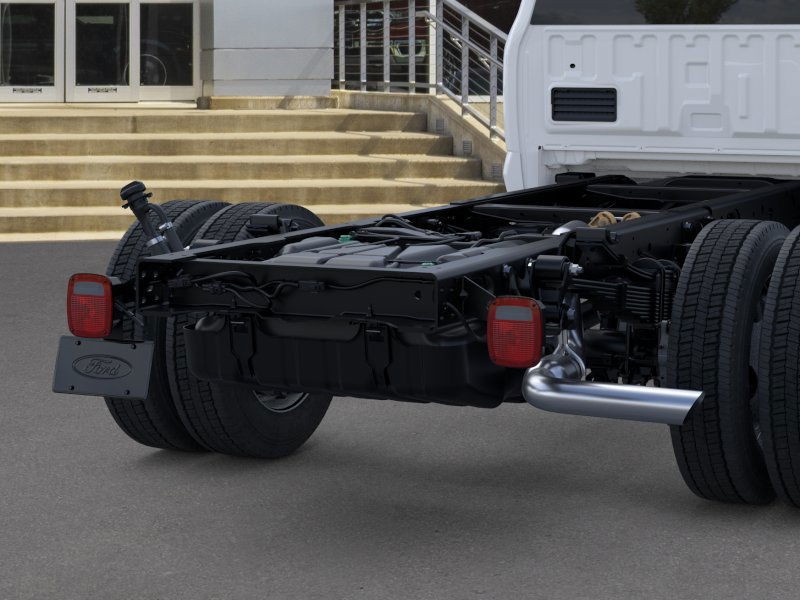 Ford F-450SD Vehicle Image 21