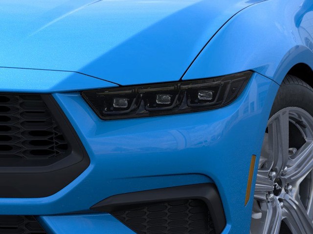 Ford Mustang Vehicle Image 18