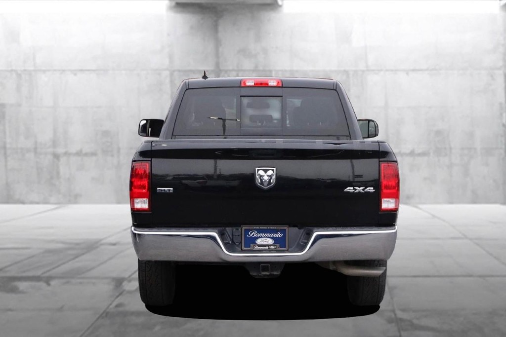 Ram 1500 Classic Vehicle Image 06