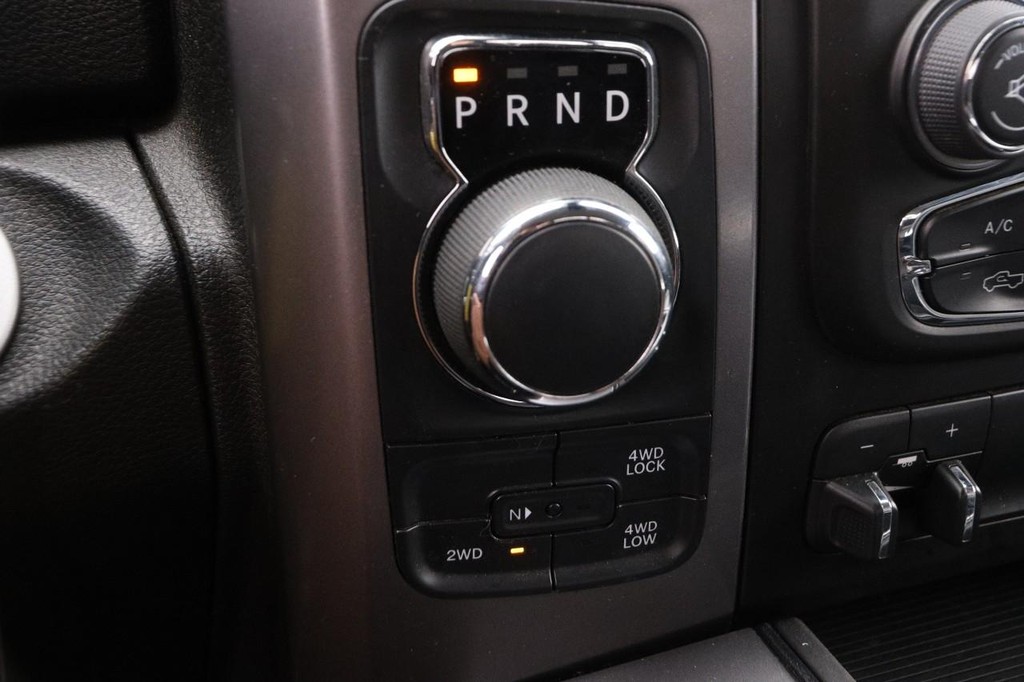 Ram 1500 Classic Vehicle Image 14