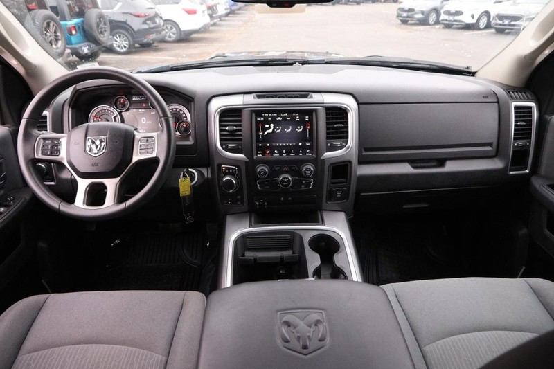 Ram 1500 Classic Vehicle Image 20