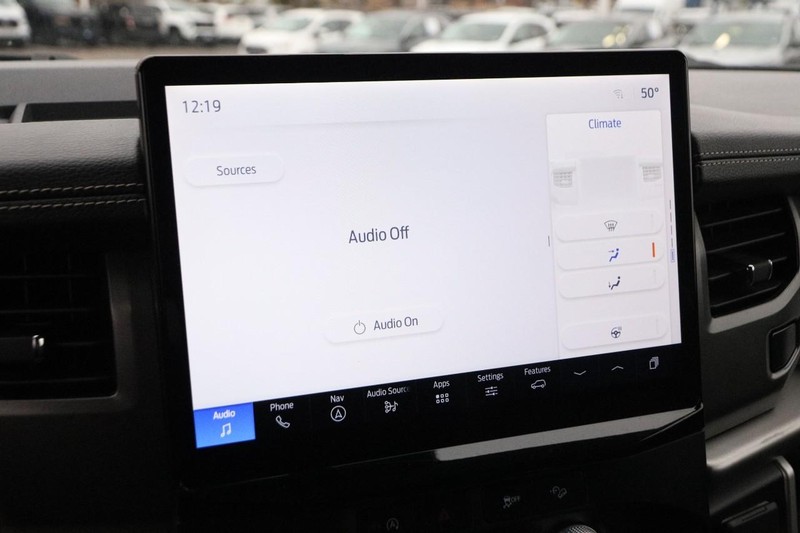 Ford Expedition Vehicle Image 19