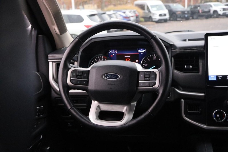 Ford Expedition Vehicle Image 27