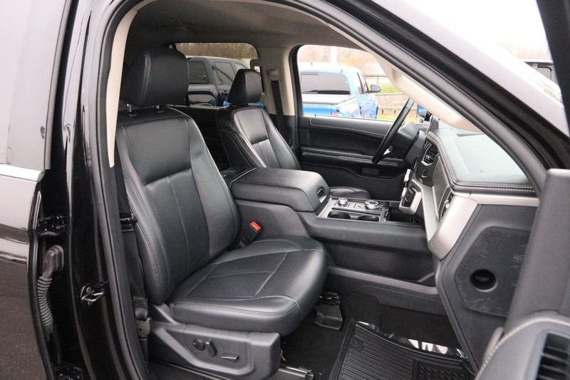 Ford Expedition Vehicle Image 31