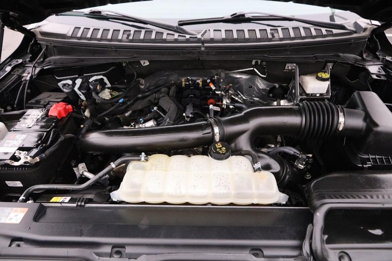 Ford Expedition Vehicle Image 32