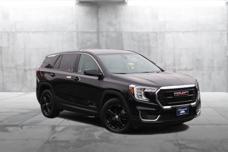 GMC Terrain Vehicle Full-screen Gallery Image 2