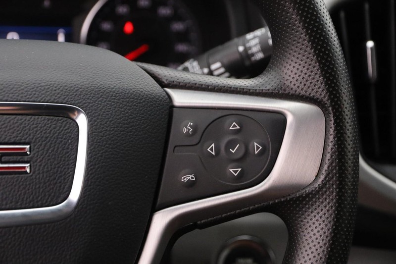 GMC Terrain Vehicle Full-screen Gallery Image 12