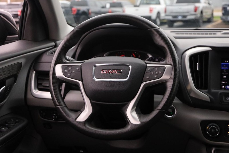 GMC Terrain Vehicle Full-screen Gallery Image 22