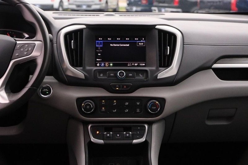 GMC Terrain Vehicle Full-screen Gallery Image 23