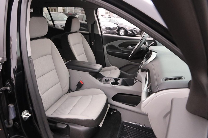 GMC Terrain Vehicle Full-screen Gallery Image 25