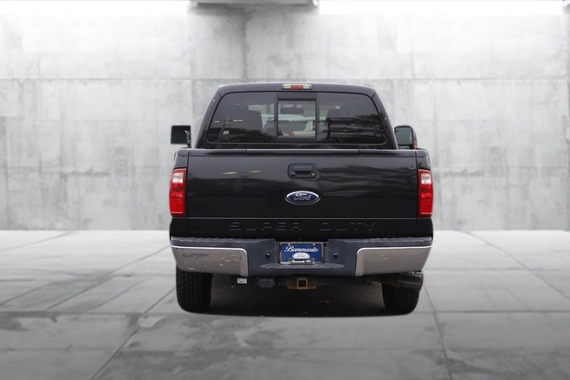 Ford Super Duty F-350 SRW Vehicle Image 06