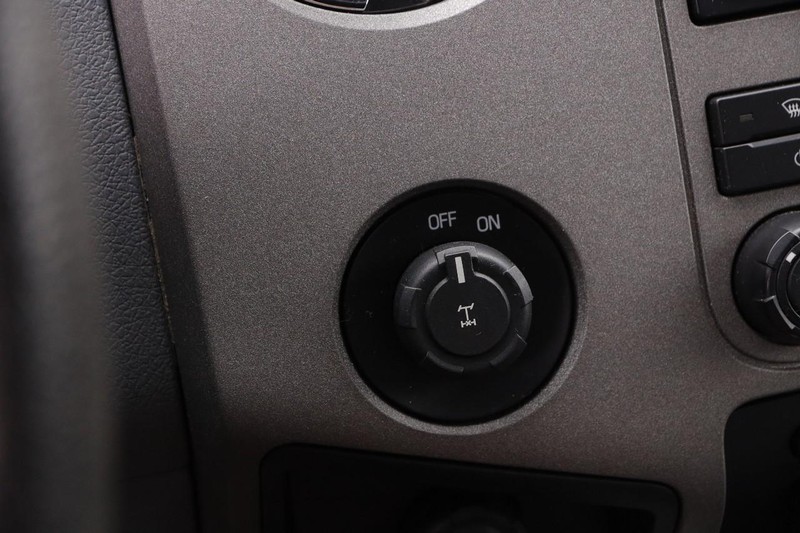 Ford Super Duty F-350 SRW Vehicle Image 15