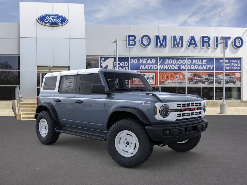 Ford Bronco Vehicle Full-screen Gallery Image 7