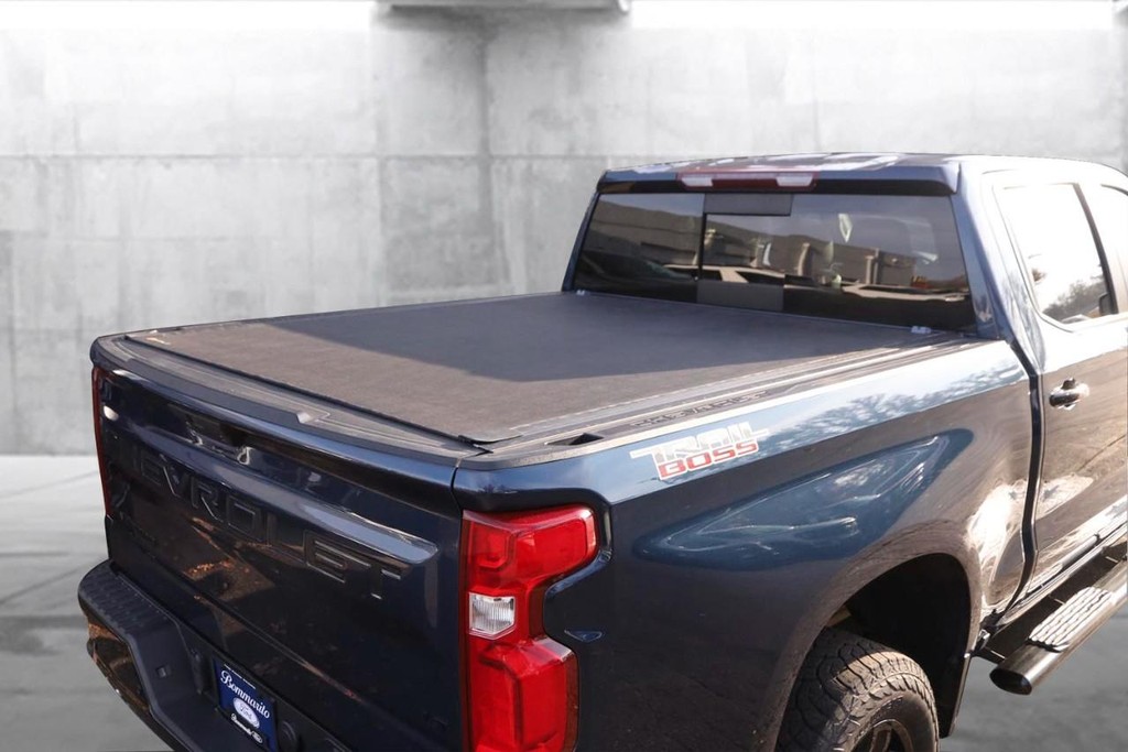 Chevrolet Silverado 1500 LTD Vehicle Image 07