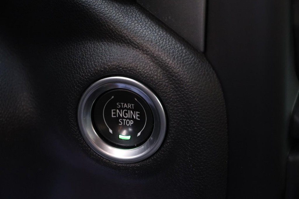 Chevrolet Silverado 1500 LTD Vehicle Image 11