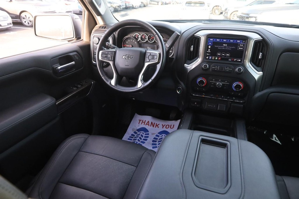 Chevrolet Silverado 1500 LTD Vehicle Image 17