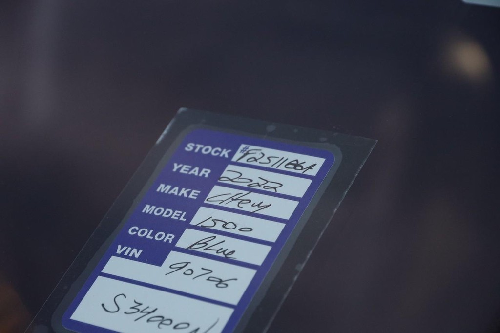 Chevrolet Silverado 1500 LTD Vehicle Image 23