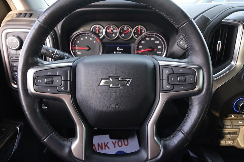 Chevrolet Silverado 1500 LTD Vehicle Full-screen Gallery Image 27