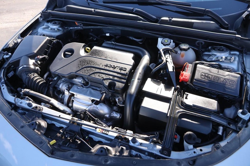 Chevrolet Malibu Vehicle Image 25