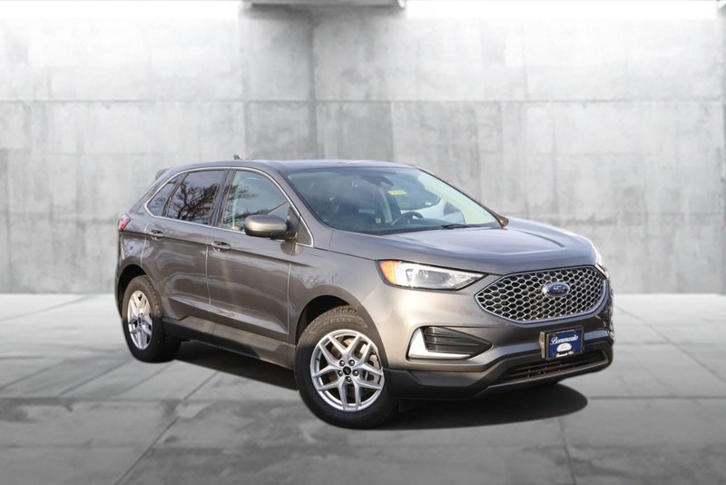 Ford Edge Vehicle Image 02
