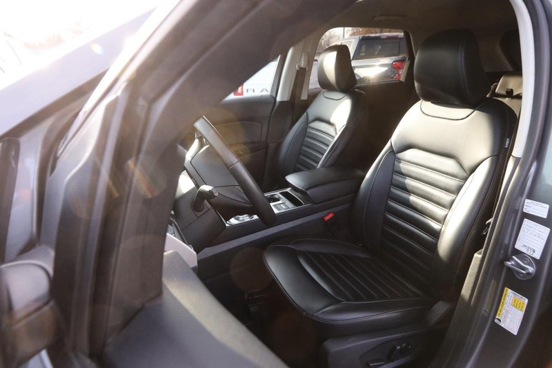 Ford Edge Vehicle Image 08