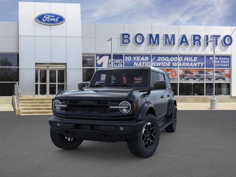 Ford Bronco Vehicle Full-screen Gallery Image 2