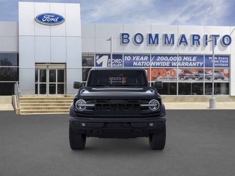 Ford Bronco Vehicle Full-screen Gallery Image 6
