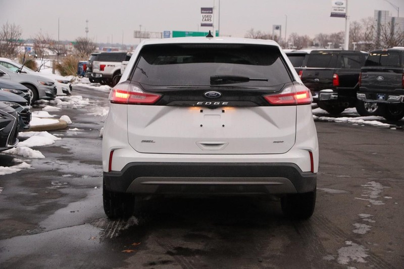 Ford Edge Vehicle Image 06