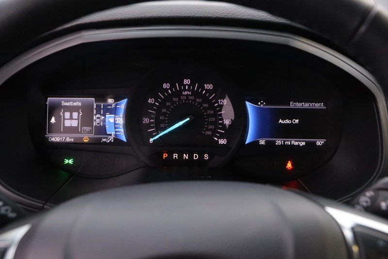 Ford Edge Vehicle Image 13