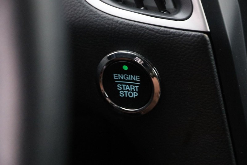 Ford Edge Vehicle Image 14